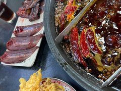 -铜元老码头鳝鱼火锅