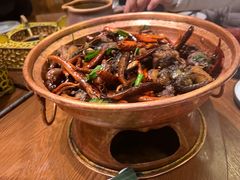 -老滇山寨•云南特色菜•地方菜•民族风情歌舞表演(金碧店)