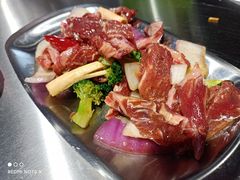 -马路牙子烧烤音乐酒馆(望京店)