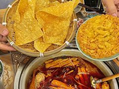 -顶上头·螺蛳火锅(五一新村店)