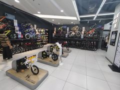 -迪卡侬(高新万达店)