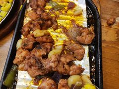 -老东镇啤酒屋海鲜加工·蒸汽海鲜·海鲜烧烤(台东店)