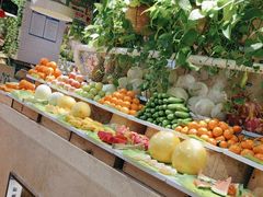 -亚马逊环球美食百汇(新城吾悦广场店)