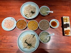 -裕兴记•蟹黄面馆(人民广场店)