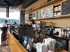 -星巴克臻选(成都环球乐天店)