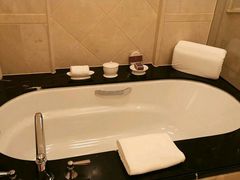 -广州富力丽思卡尔顿酒店