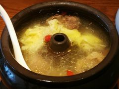 -云海肴·汽锅鸡·云南菜(天山百盛优客店)