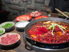 -四小区火锅·巷子里的重庆火锅(花照壁店)