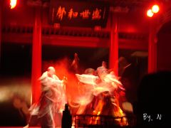 争斗的三人-正乙祠戏楼