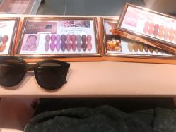 -花系美·美甲美睫精品店