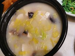 贡丸炖白菜-小吊梨汤·北京菜·烤鸭(鸟巢店)