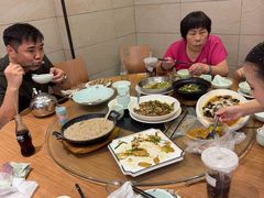 -荣基四海一家·家常菜·海鲜大排档(新安店)