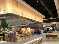 -享遇.锅姥姥牛排海鲜自助(小寨店)