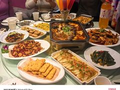 -巴特餐饮6加1音乐餐吧·新疆菜