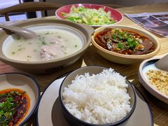 -叁煨蹄花·下饭盐帮菜(人民广场店)