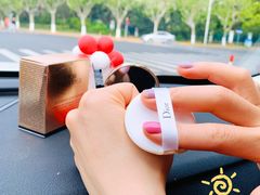 -Dior迪奥(上海世茂广场店)