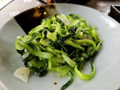 -穹六人间 people 6(岳阳路店)