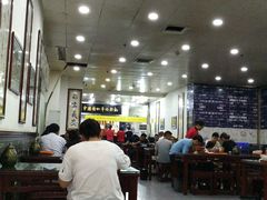 -牛一嘴·兰州牛肉面·大盘鸡(财富中心店)