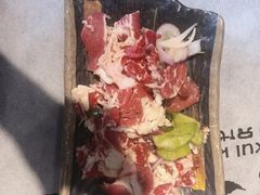 老卜奎家庭拌肉-卜奎烤右