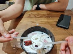 -椰子多多清补凉甜品店(河北路店)