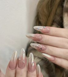 -LILY NAILS美甲美睫