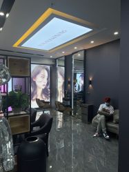 -藤野造型烫染·漂发