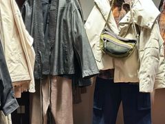 -URBAN REVIVO(上海中庚漫游城店)