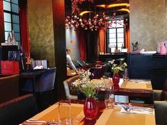 -YUE·6·西式融合餐厅(外滩六号店)