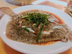 -覃记海鲜美食餐厅