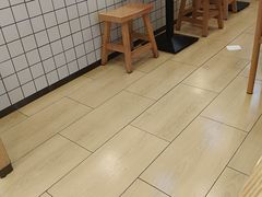 -蒙自源米线大王(信利城市广场店)