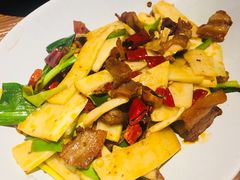 -云海肴·汽锅鸡·云南菜(美罗城店)