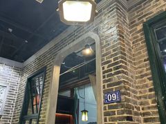 -东口码头·烧鸽子·鱼头泡饼·地方菜(金鹰悦城店)