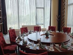 -粤尚腾香居中餐厅(首都机场希尔顿店)