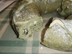 抹茶红豆-提亚烘焙·手作面包·生日蛋糕(七星店)