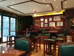 -Hooley's活利仕西餐厅(珠江新城店)