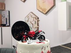 -Whisper studio薇语花艺烘焙工作室