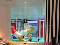 -涨巢·潮玩水疗局