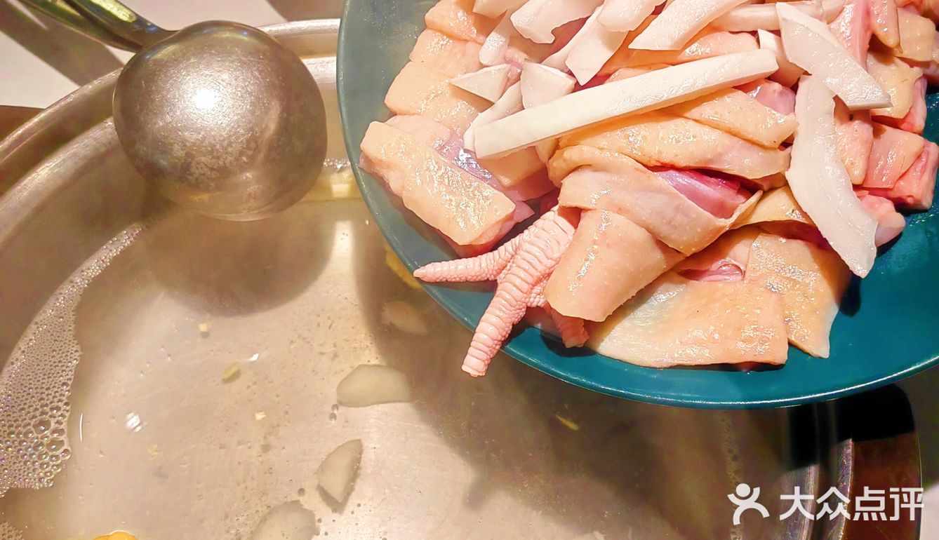好吃不过两个椰子一只鸡～清爽的椰子鸡🐔火锅