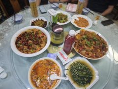 -芳芳餐厅(白沙路店)