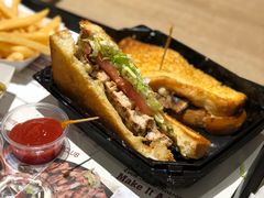 -The Habit Burger Grill 哈比特汉堡(爱琴海店)