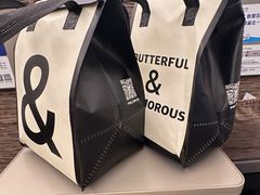 -BUTTERFUL&CREAMOROUS 黄油与面包(三里屯太古里店)