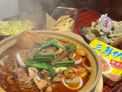 -沙胆彪炭炉牛杂煲(上海日月光广场店)