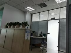 -皇姑区牙病防治所(华山路店)
