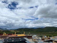 -噶丹松赞林寺