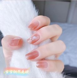 -吉吉靓甲美睫