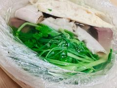 -三身人金新肠粉(丹霞店)