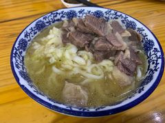 牛腩面-大陈鸿源牛肉馆(大陈总店)