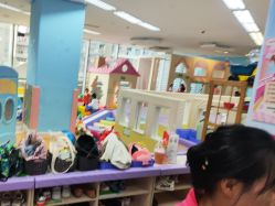 -孩子王(昆山招商花园城店)