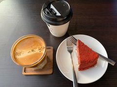 红丝绒切角蛋糕-BLAQ咖啡(骏豪店)