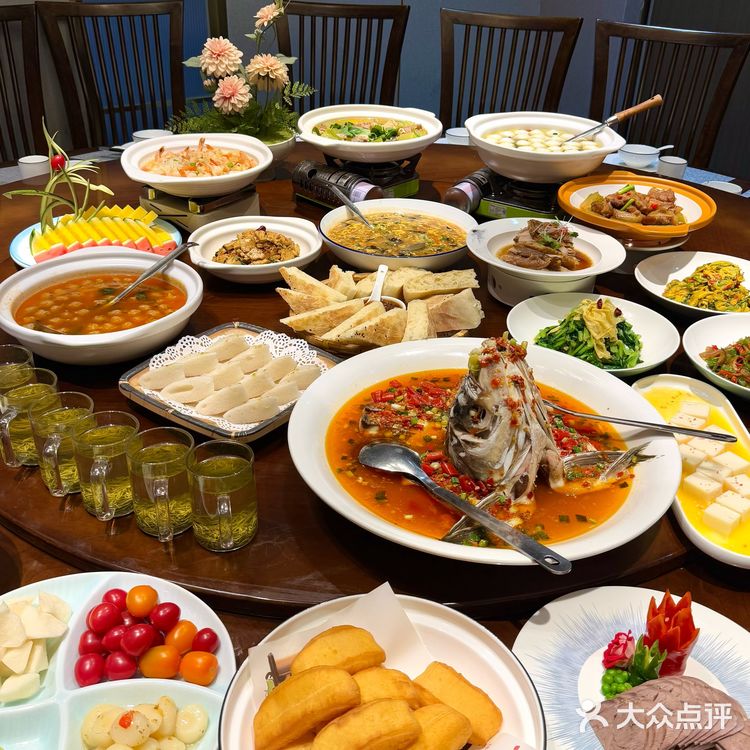 这家信阳菜吃得全家都满意